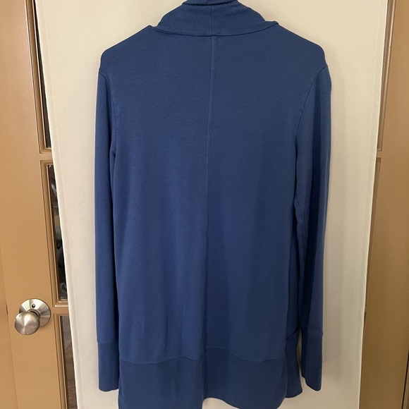 Athleta Women’s Small Blue Cardigan - Picture 4 of 7